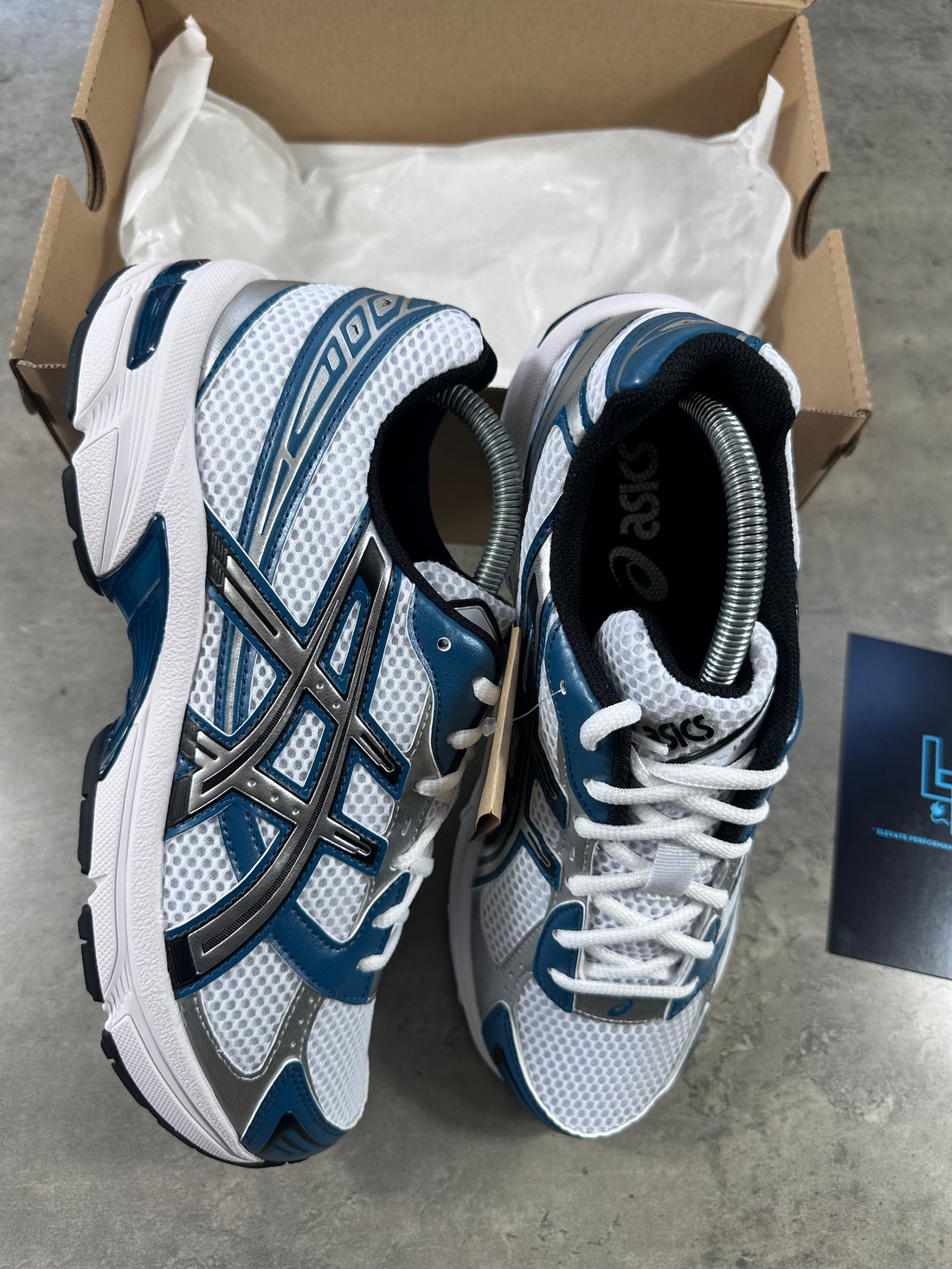 ASICS GEL TRAINERS - WHITE/DARK TEAL