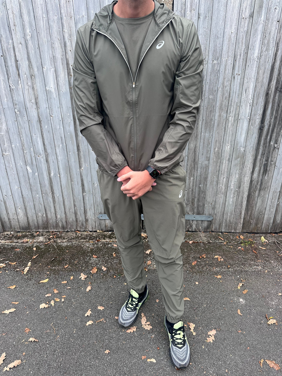 ASICS WOVEN TRACKSUIT - KHAKI