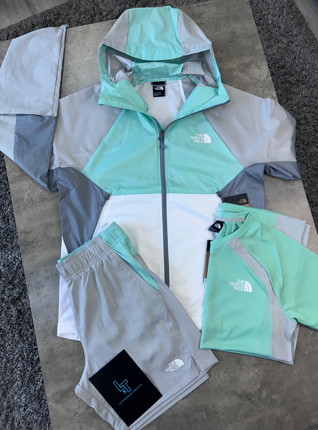 THE NORTH FACE PERFORMANCE SET - MINT/GREY/WHITE