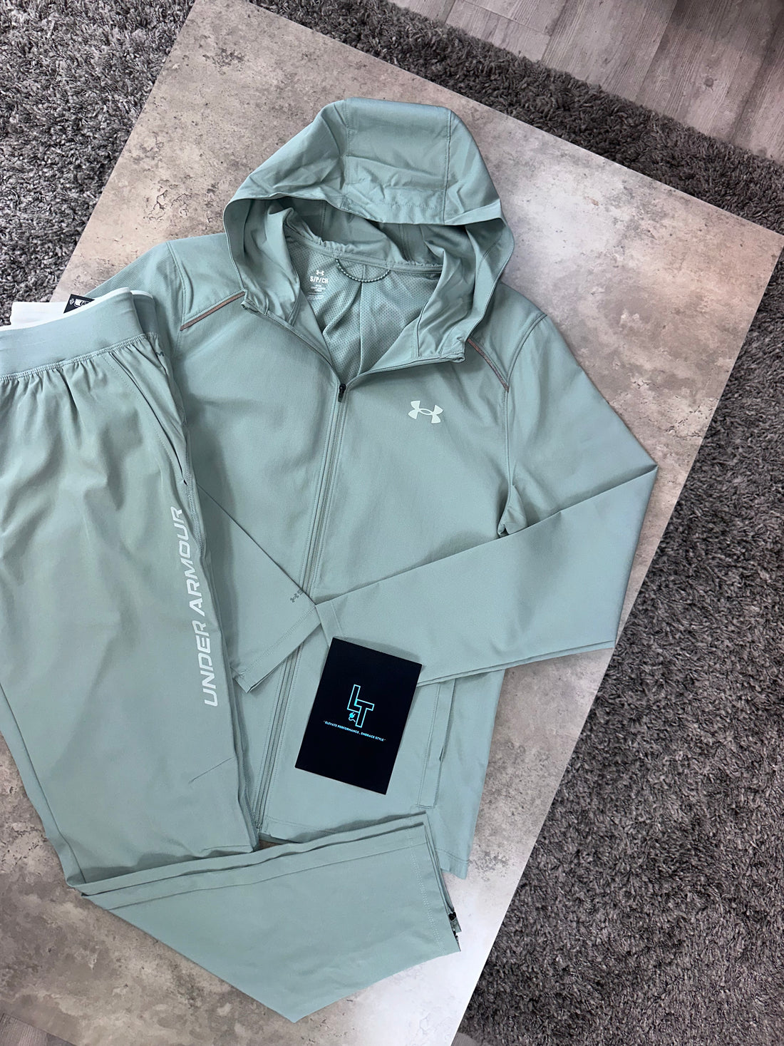 UNDER ARMOUR LAUNCH TRACKSUIT - LIGHT MINT