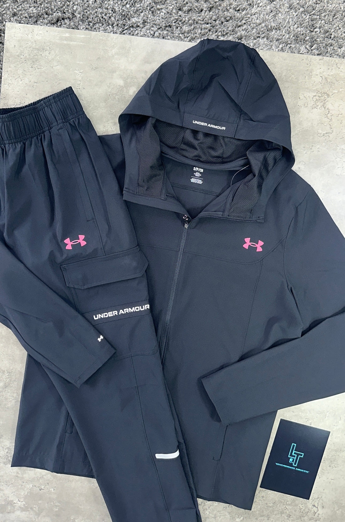 UNDER ARMOUR UTILITY TRACKSUIT - BLACK/PINK