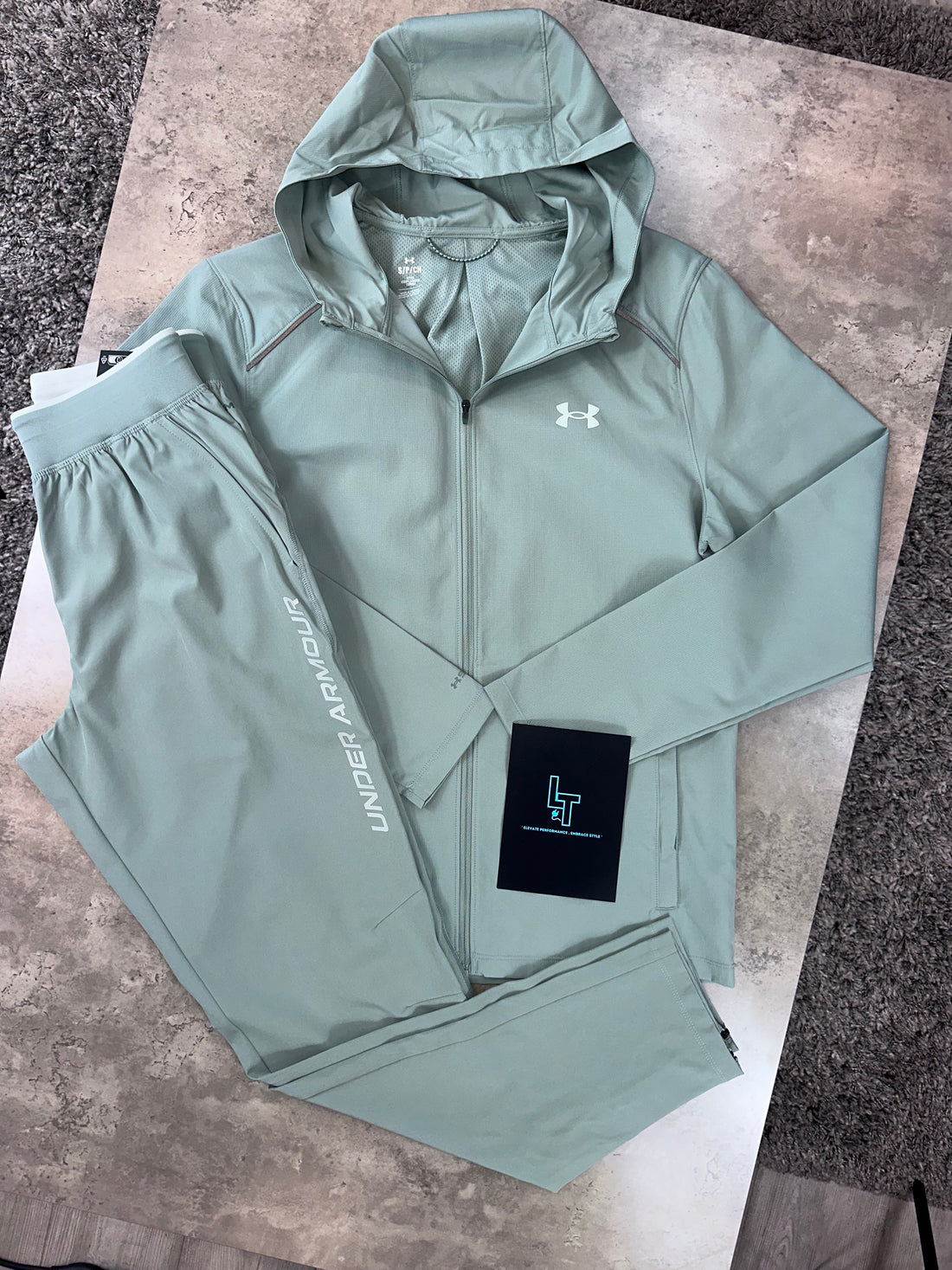 UNDER ARMOUR LAUNCH TRACKSUIT - LIGHT MINT
