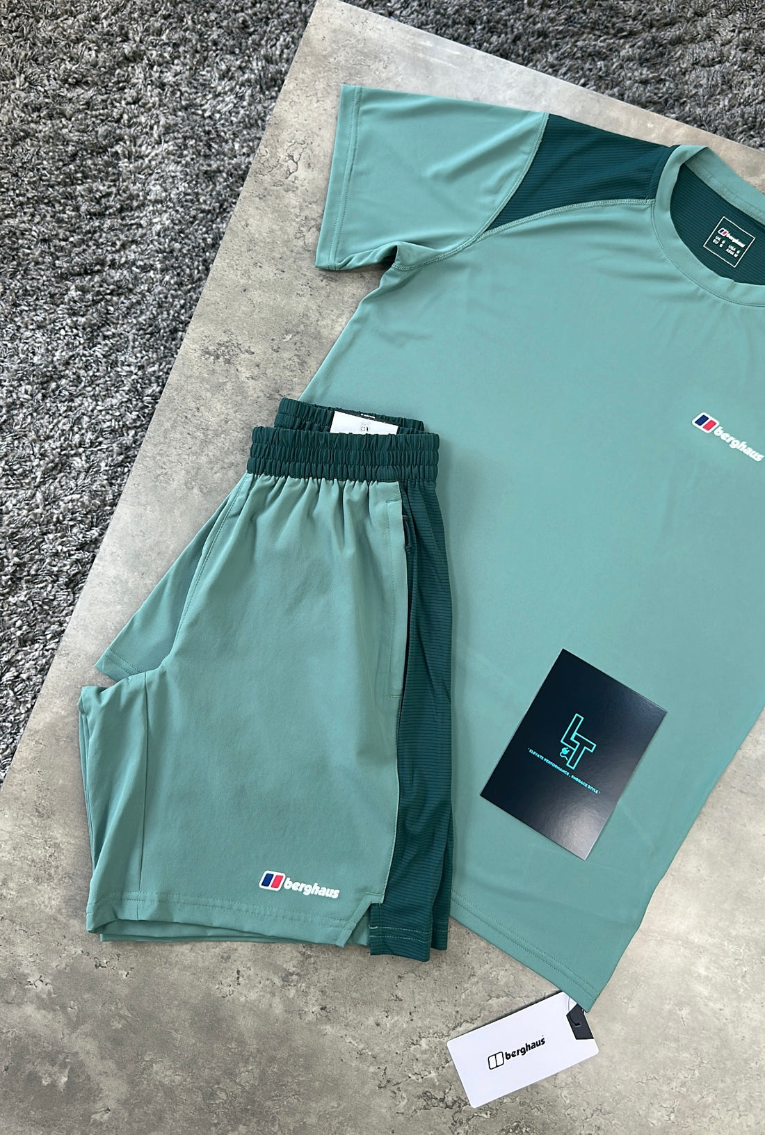 BERGHAUS SET - DARK/PINE GREEN
