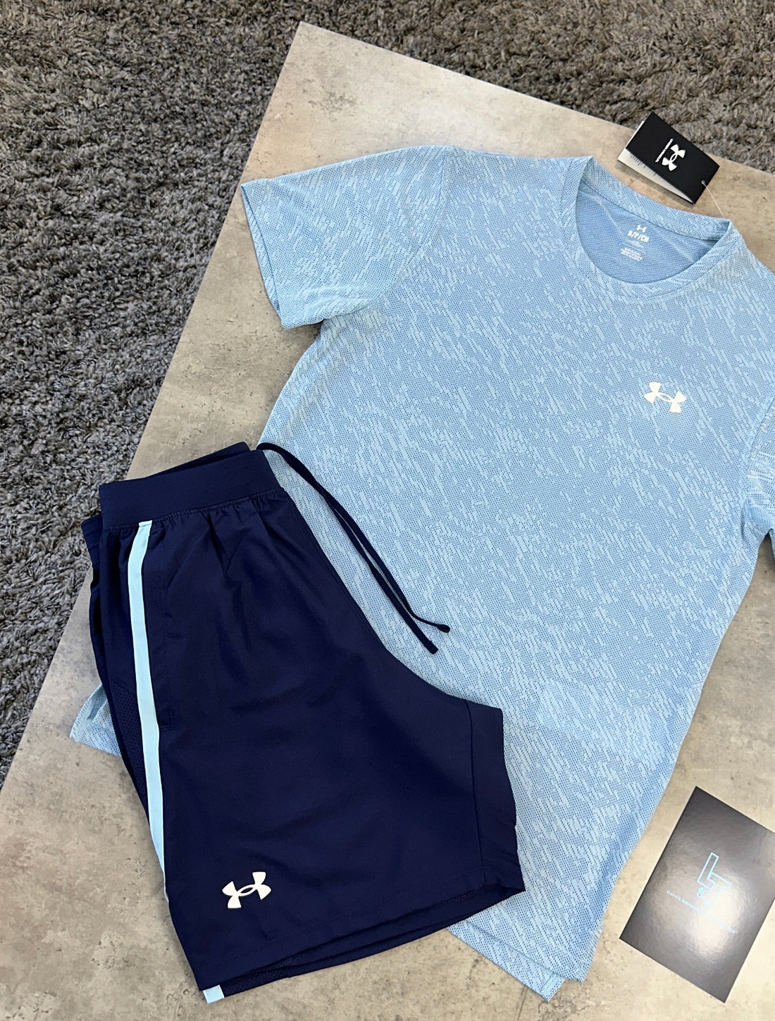 UNDER ARMOUR LAUNCH CAMO SET - LIGHT/DARK BLUE