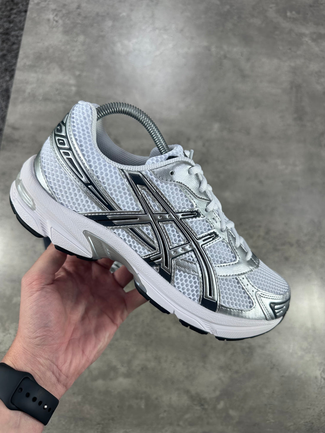 ASICS GEL TRAINERS - WHITE/SILVER