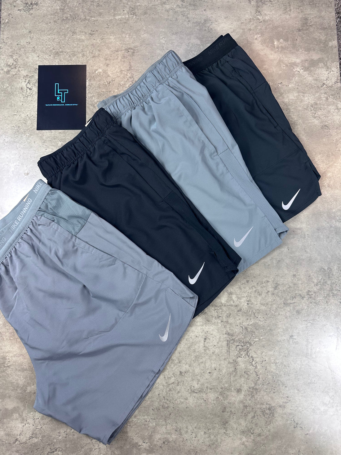 MENS NIKE CHALLENGER SHORTS 