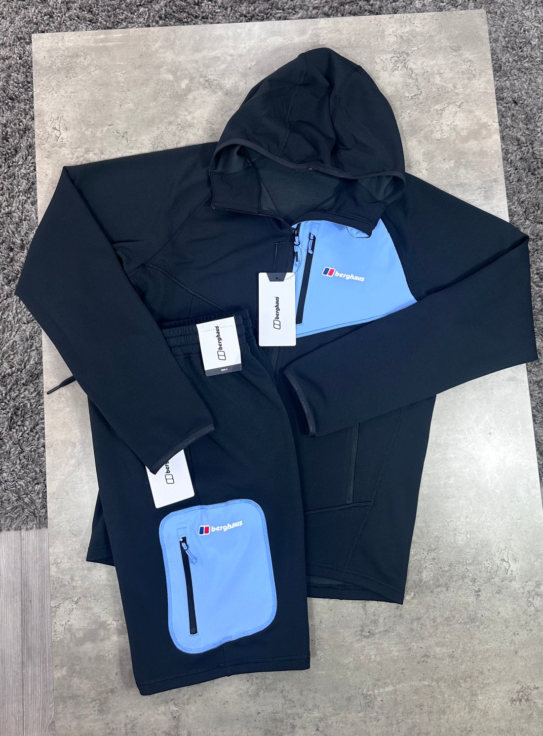 BERGHAUS FLEECE SET - BLACK / LIGHT BLUE
