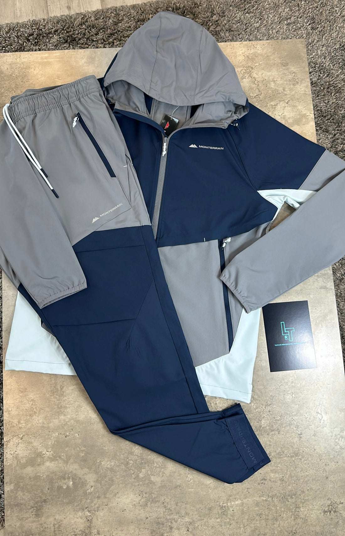 MONTERRAIN TRACKSUIT - GREY/NAVY/SKY