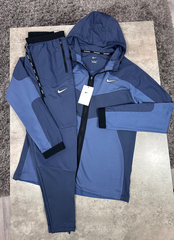 NIKE ELEMENT TRACKSUIT - BLUE