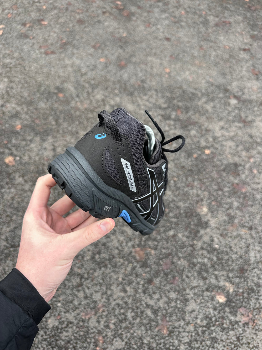 ASICS GEL VENTURE 6 - BLACK / BLUE