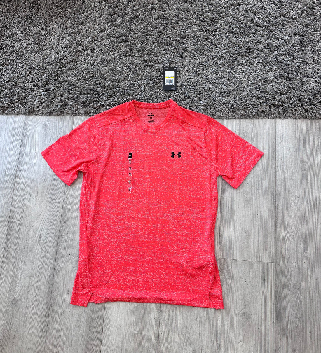 UNDER ARMOUR VENT T SHIRT - RED