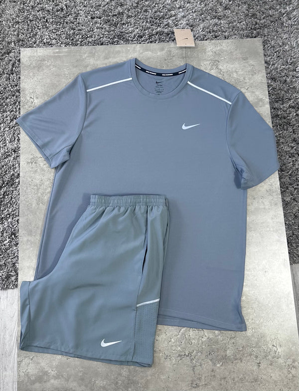 NIKE UV MILER SET - GREY