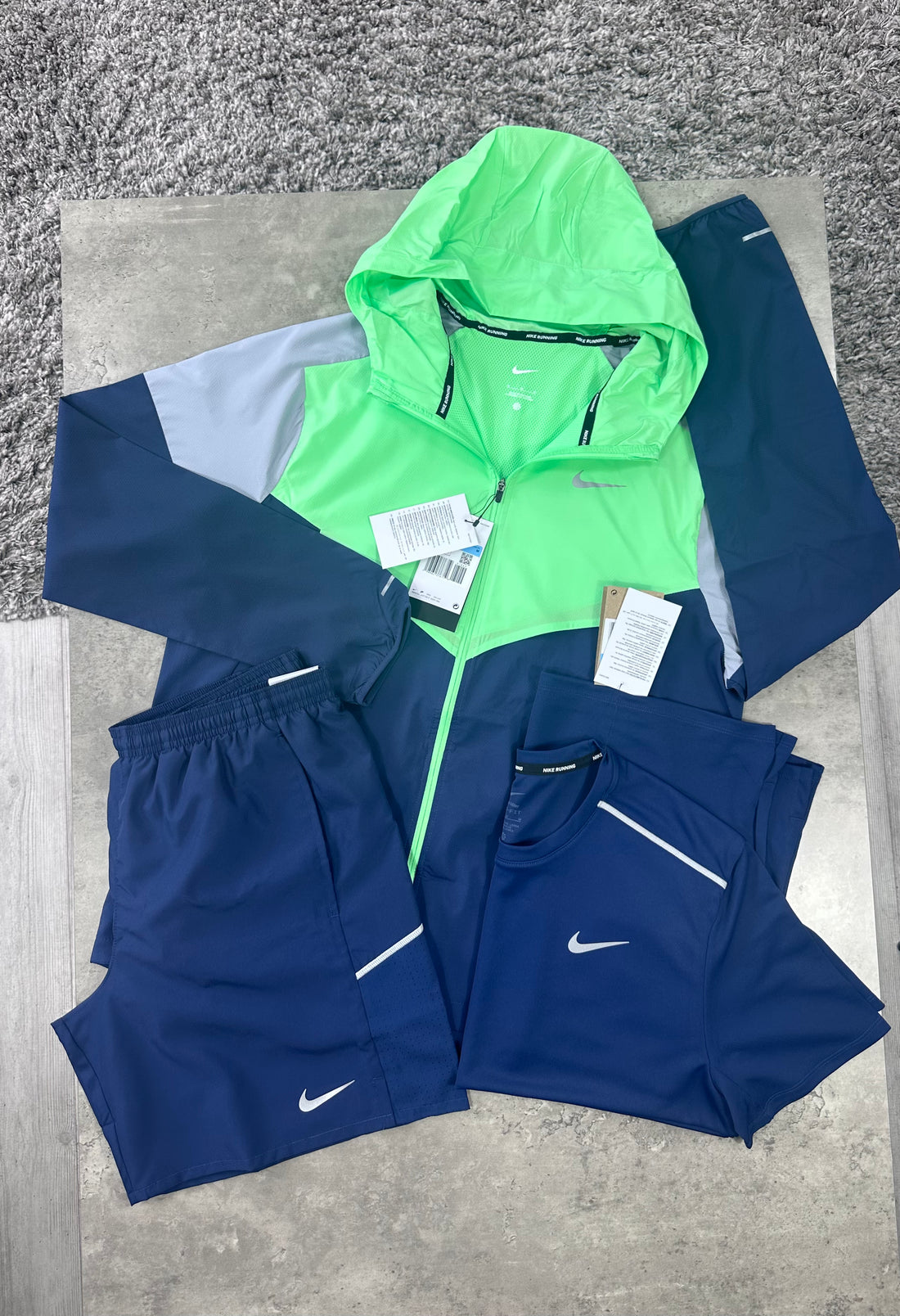 NIKE MILER TRI SET - NAVY / LIGHT GREY / GREEN