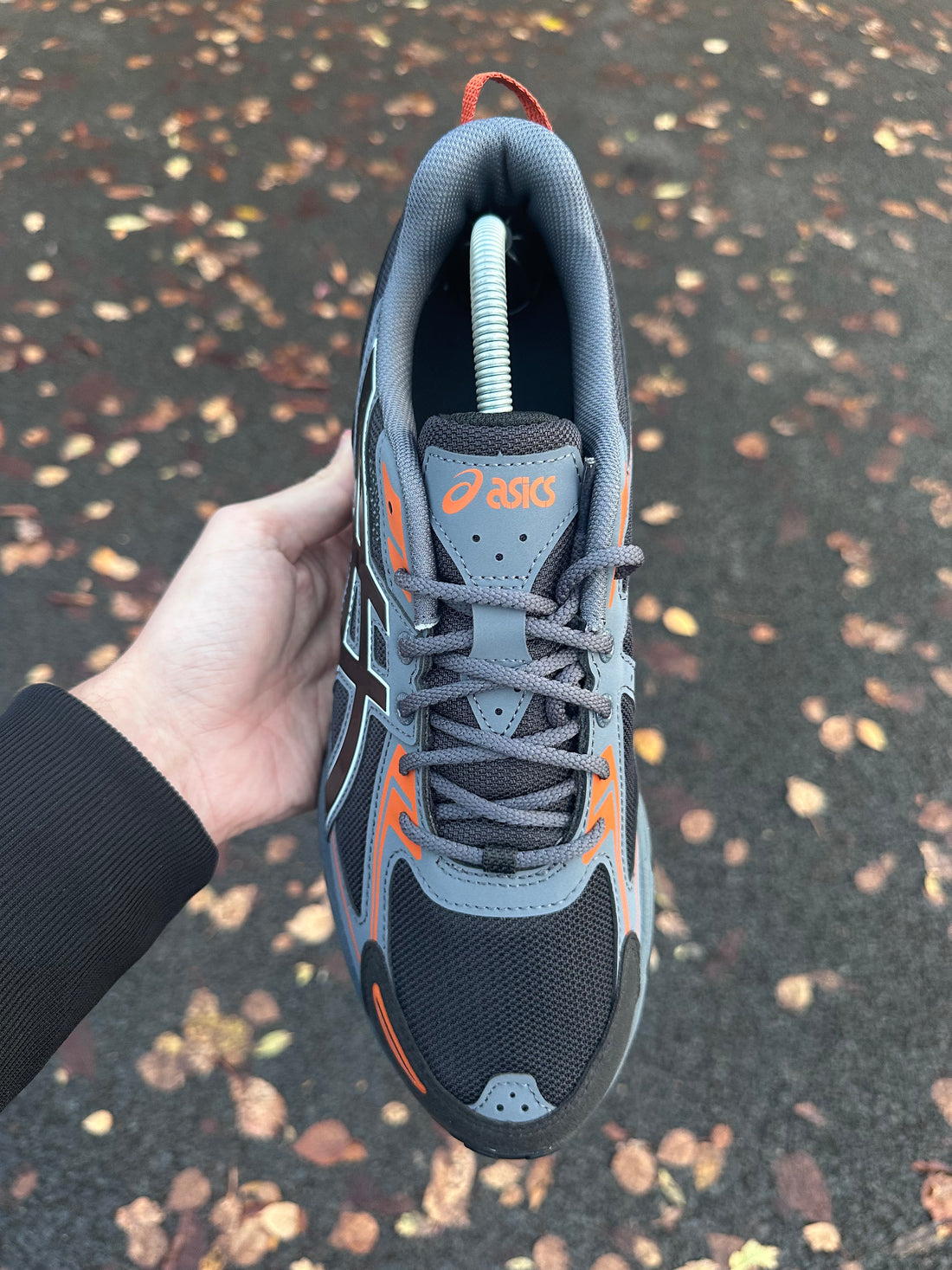 ASICS GEL VENTURE 6 - BLACK / GREY / ORANGE