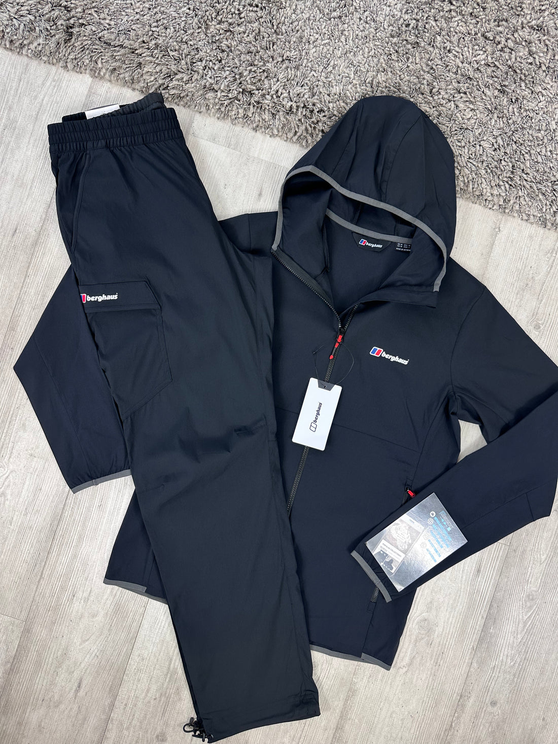 BERGHAUS THERAN CARGO TRACKSUIT BLACK